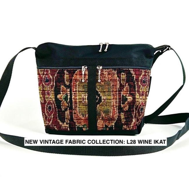 222L Cross-body medium Organizer Purse in Black nylon with fabric accent pockets
