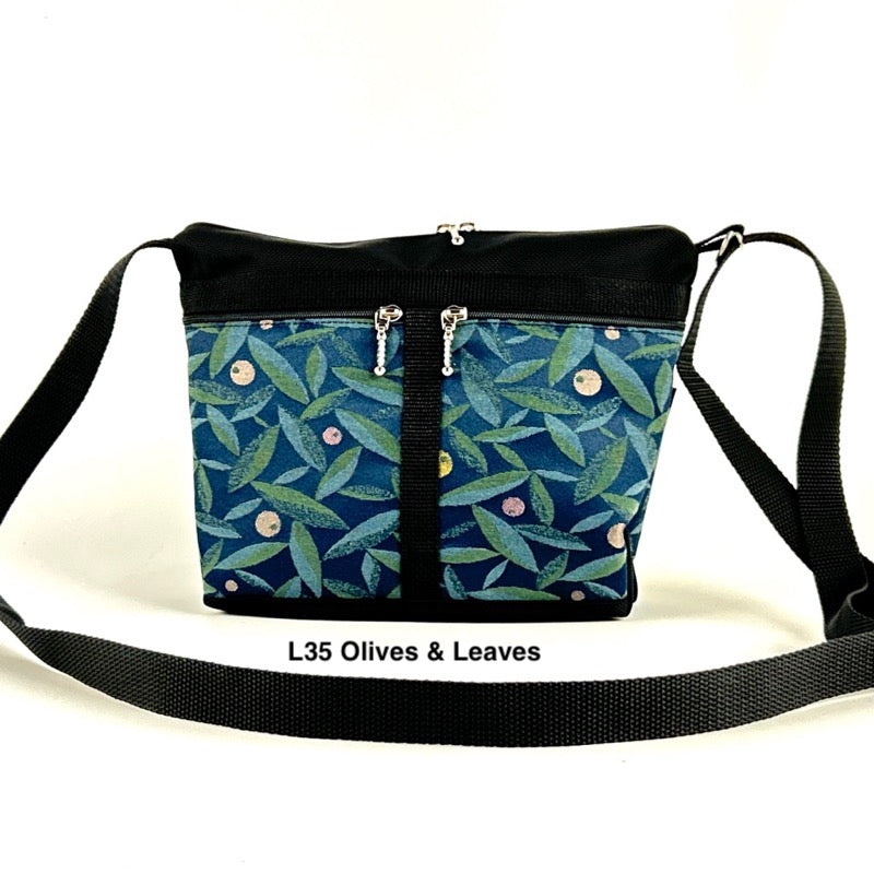 221L Small Cross-Body Organizer Purse in Black Nylon with fabric accent pockets