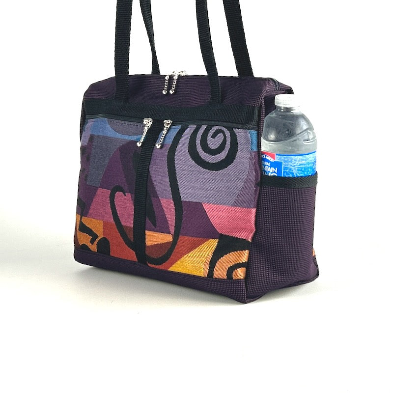 P  Classic “Pocketbook” w/ 2 open end pockets
