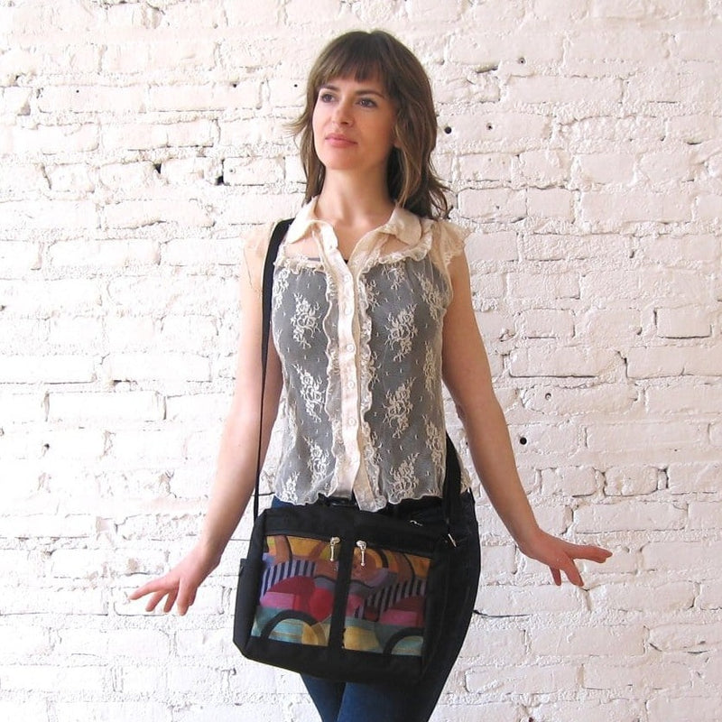 106 Medium Messenger Bag Purse in Gray Nylon with Fabric Accent Pockets