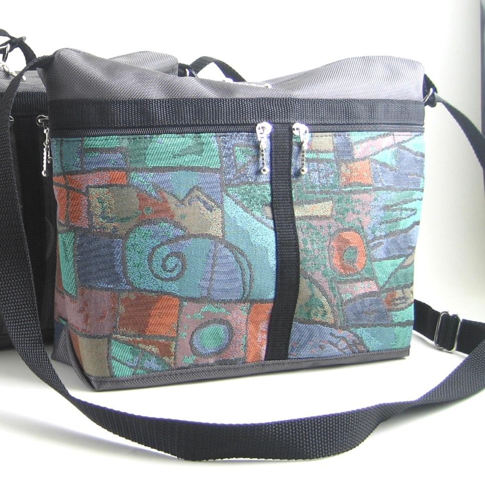 221L Small Cross-body Organizer Purse in Gray Nylon with fabric accent pockets