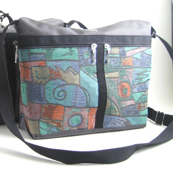 221L Small Organizer Purse in Gray Nylon with fabric accent pockets