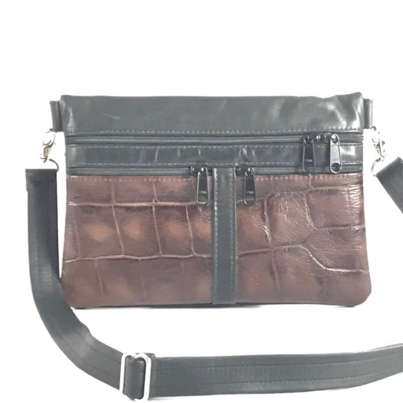 309  Large Convertible Leather Flat Fanny Pack