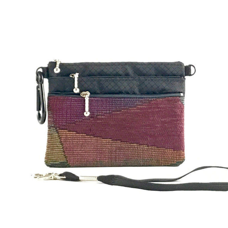 39R Three zipper organizer with wristlet and carabiner clip