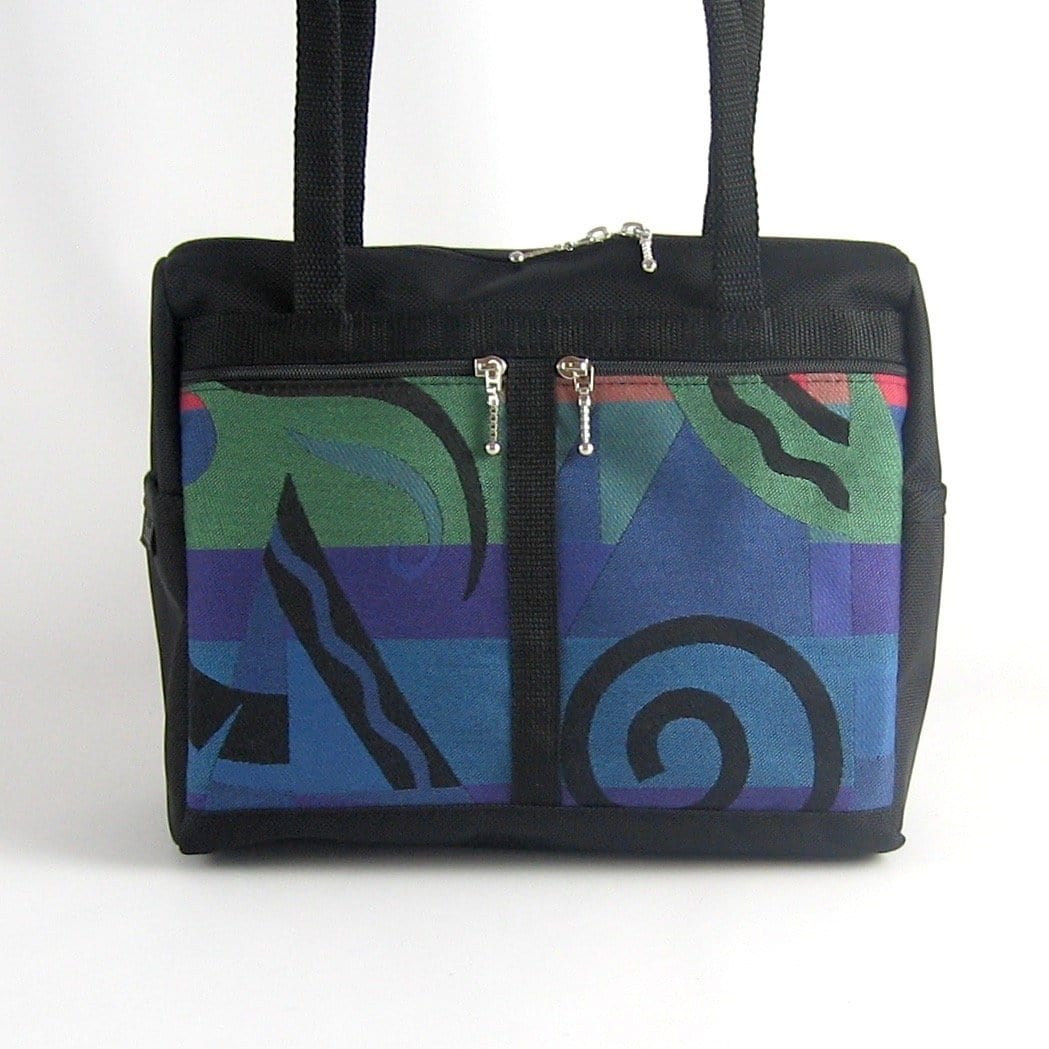 P  Classic “Pocketbook” w/ 2 open end pockets
