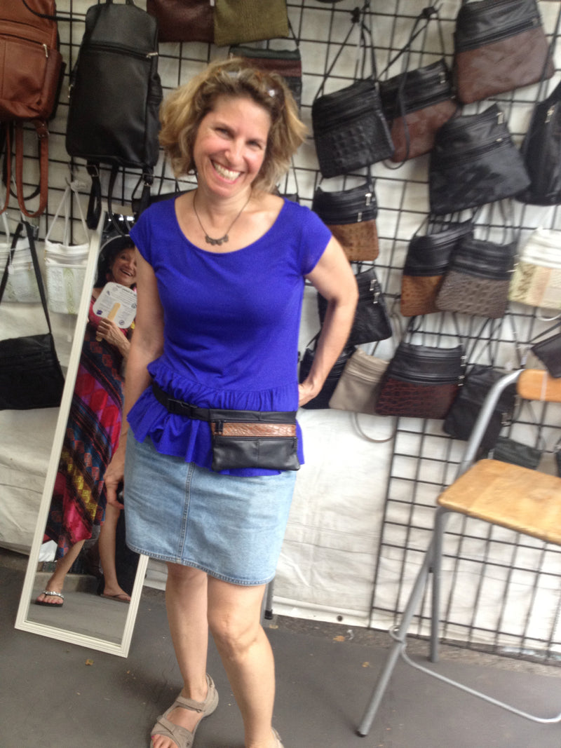 Medium Leather Flat Fanny Pack With Contrast Accent Leathers - #305J